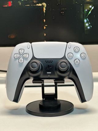 Mando PS5 con joysticks electromagnéticos