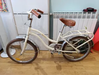 Bicicleta infantil color crema