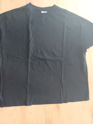 Camiseta negra básica