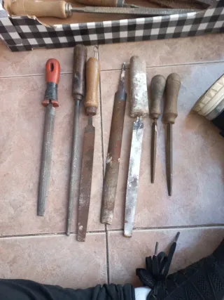 Limas de metal y madera 4€/ud