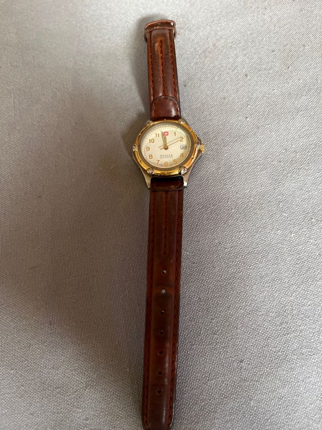 Reloj Wenger 093 0690 Marrón/Dorado