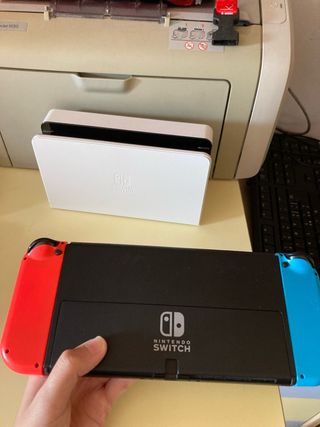 Nintendo Switch Console Rosso/Blu funzionante
