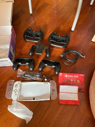 Nintendo Switch Console Rosso/Blu funzionante