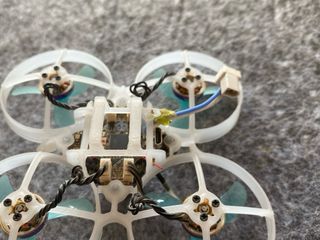 Dron TinyWhoop 75mm Invertido  ExpressLrs + 1 lipo