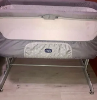 Cuna de viaje plegable