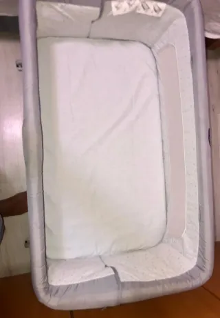 Cuna de viaje plegable