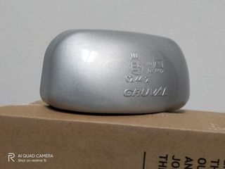 Espejo retrovisor plateado para ampliar campo 
