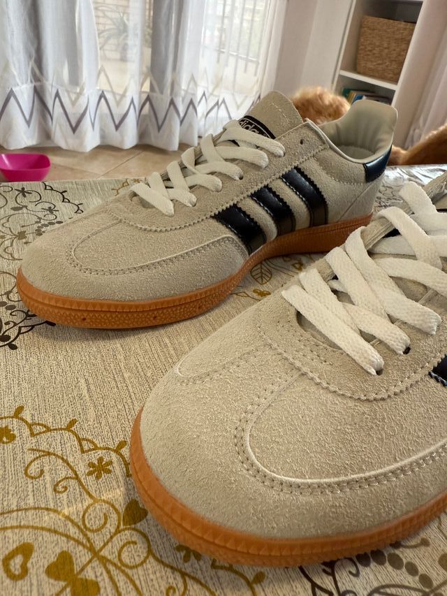 Adidas Spezial Beige/Negro
