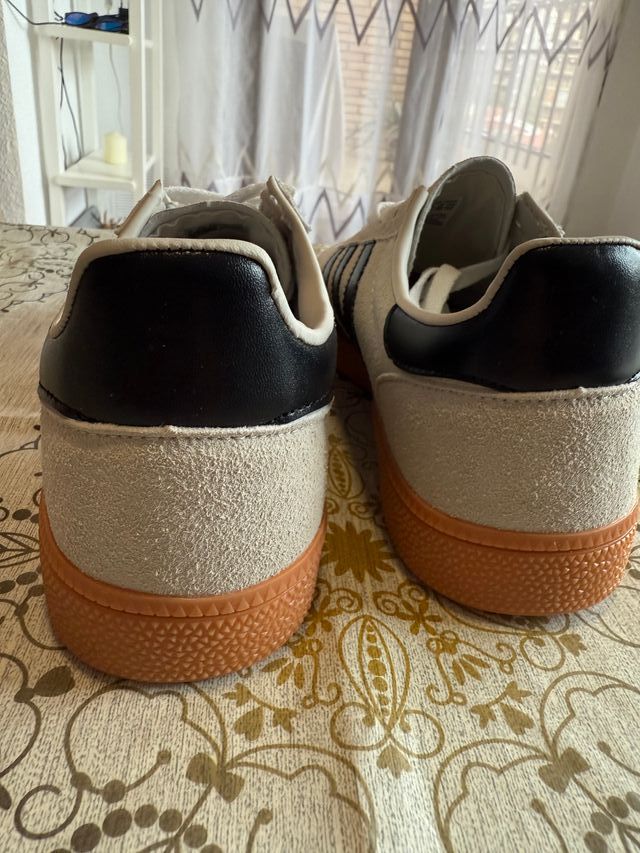 Adidas Spezial Beige/Negro