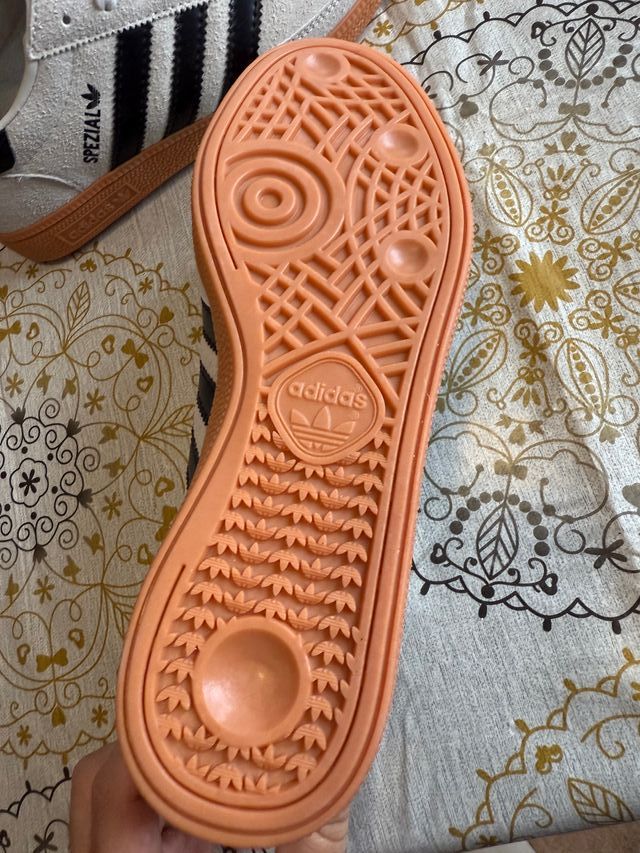 Adidas Spezial Beige/Negro