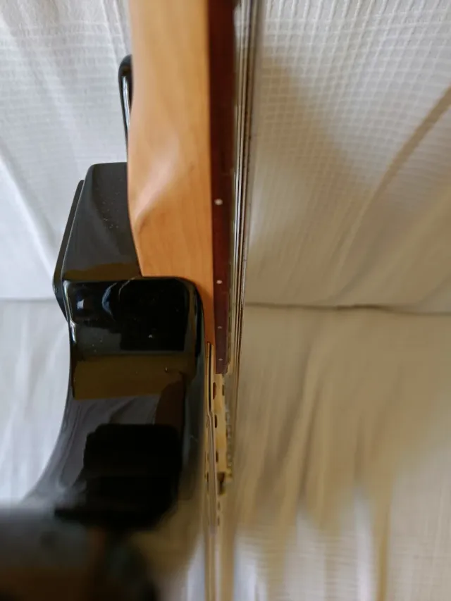 Guitarra Eléctrica Sonora