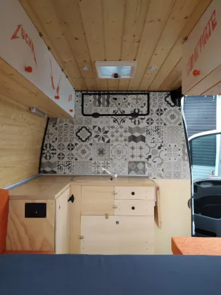 Furgoneta camper Iveco Daily 2013 305.000 kms