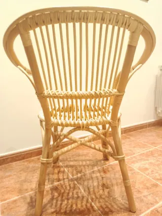 Silla de mimbre color natural