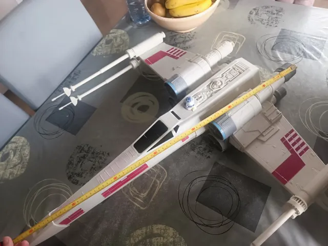 Lote Star Wars 1 nave + 2 figuras
