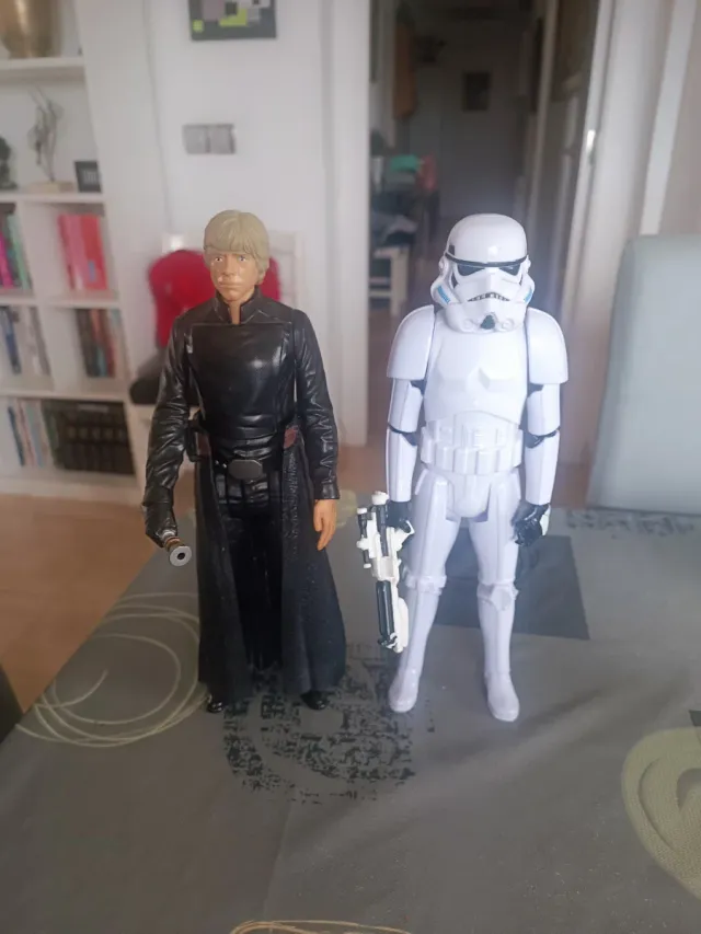 Lote Star Wars 1 nave + 2 figuras
