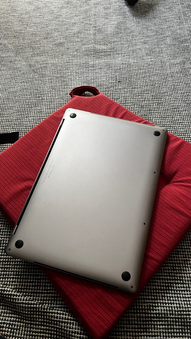 MacBook Pro 15 Retina 2016 i7 2.9 GHz