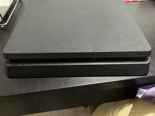 PS4 Slim 500GB 2 mandos hdmi y alimentacion