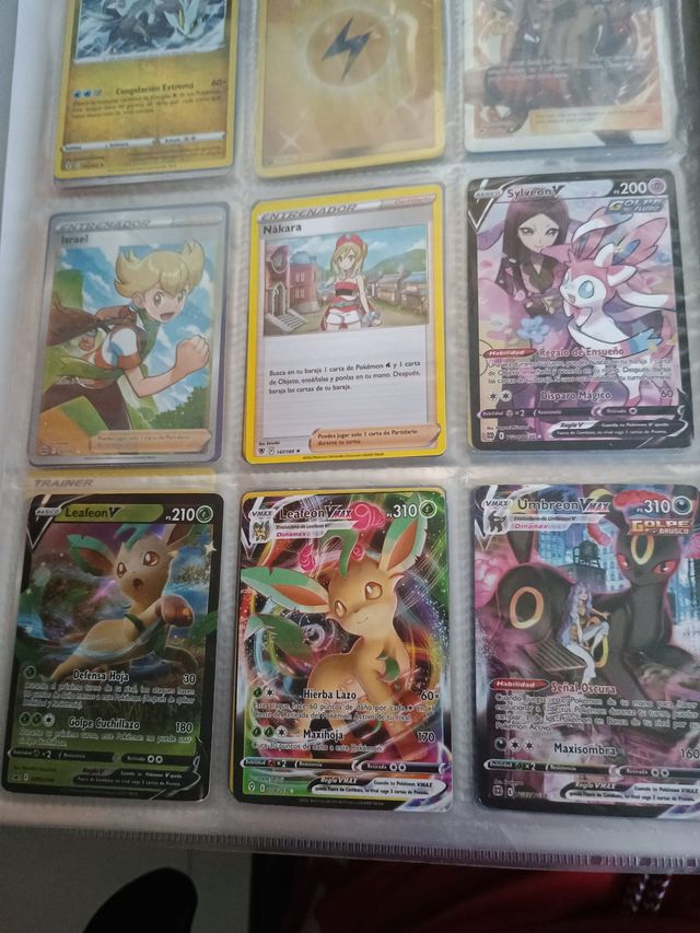 Cartas Pokémon VMAX 
Y cartas variadas