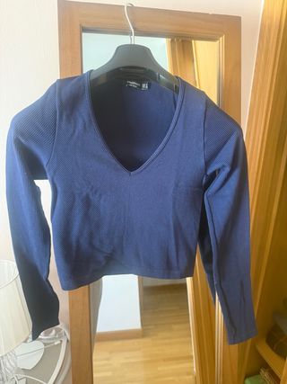 Camiseta Stradivarius cuello pico azul Talla XS