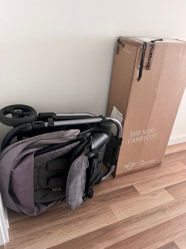 Carrito Bebé Easywalker Charley MINI Gris