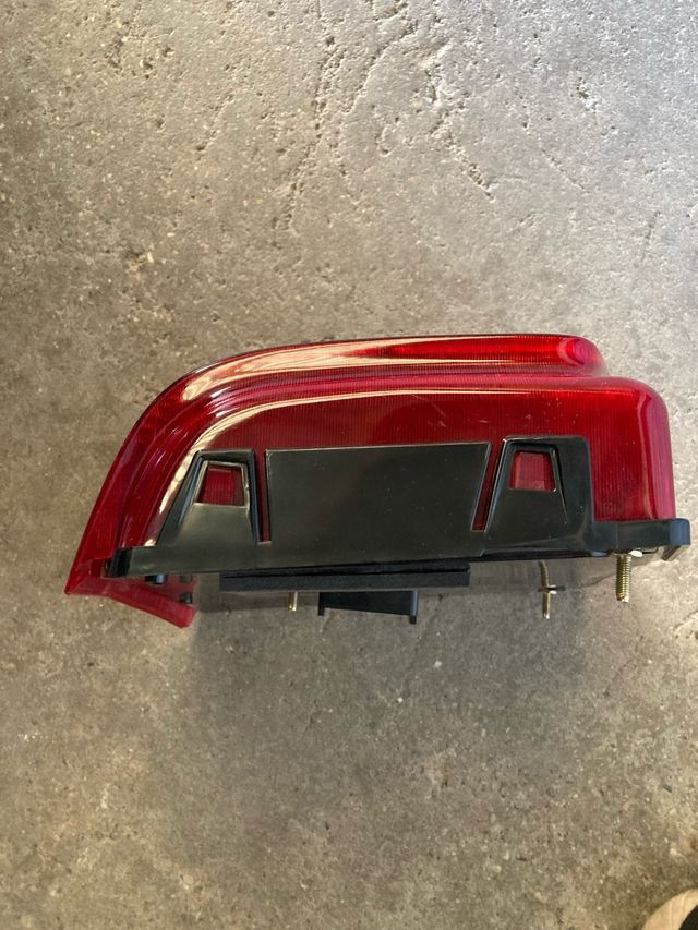 Piloto Trasero Fiat Uno