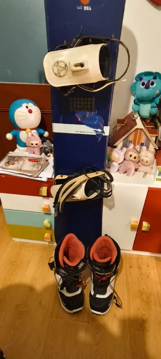 Tabla Snowboard y Botas Talla 43