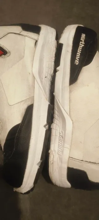 Tabla Snowboard y Botas Talla 43