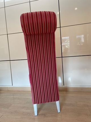 Silla/butaca de estilo en tonos rosas
