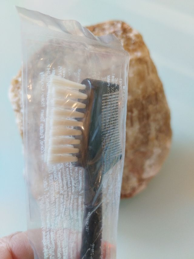 Peine para cejas y pestañas