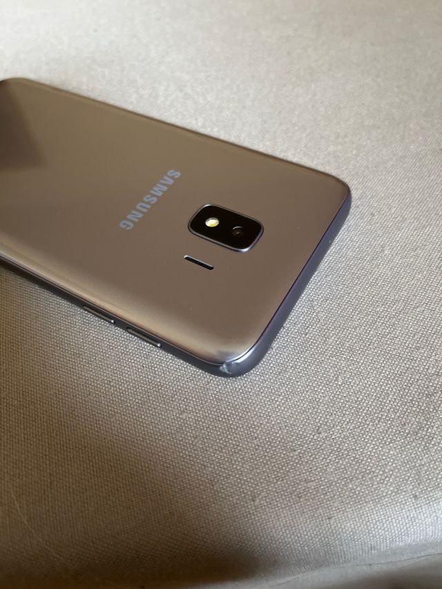 Móvil Samsung SM-J260M Negro