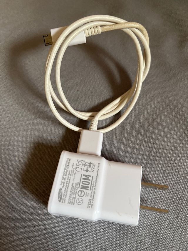 Móvil Samsung SM-J260M Negro