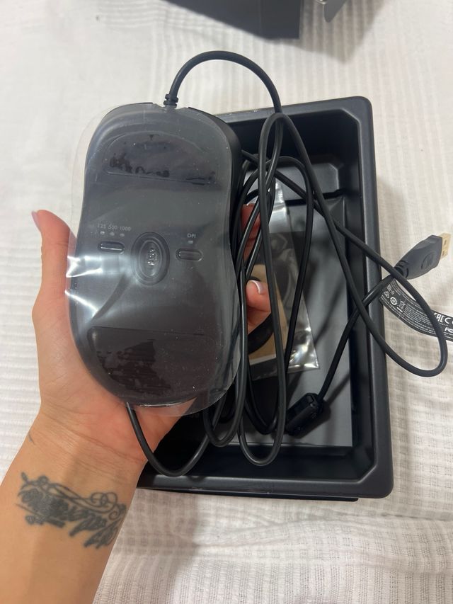 Ratón Zowie Negro Nuevo sin uso !