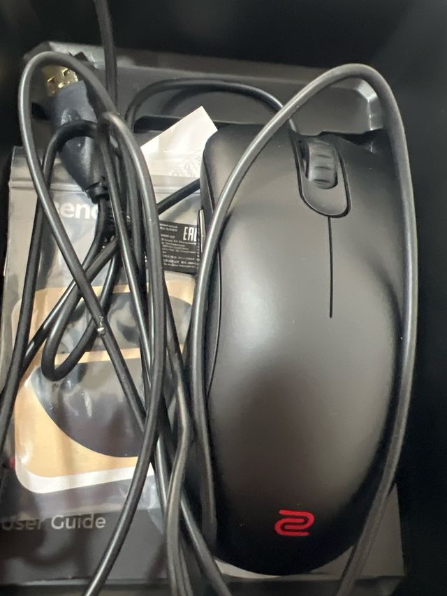 Ratón Zowie Negro Nuevo sin uso !