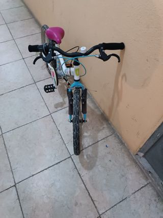 Bicicleta infantil niña