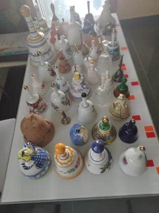 Collezione di campane decorative