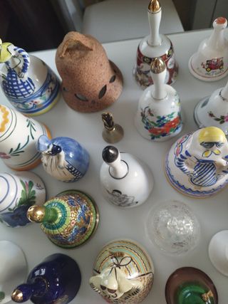 Collezione di campane decorative