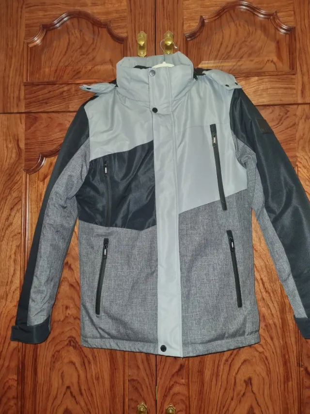 Abrigo Inside Negro y Gris