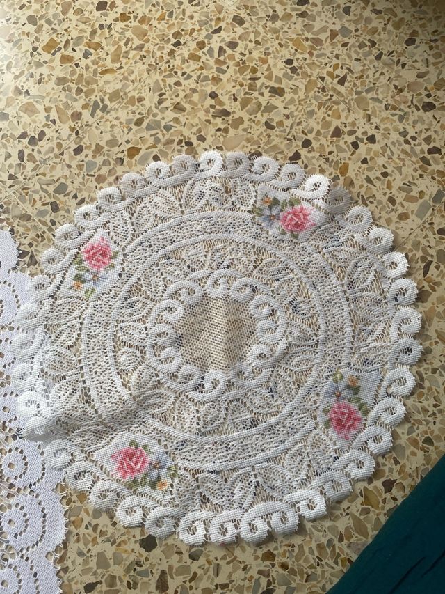 Salvamanteles antiguos de encaje