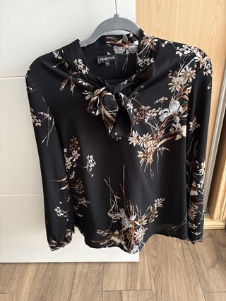 Camisa ANDYUS negra estampada lazo M