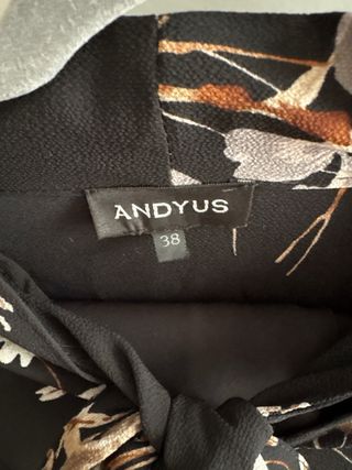 Camisa ANDYUS negra estampada lazo M