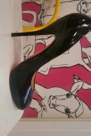 Louboutins FETICHA Negro Charol Talla 39