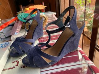 Sandalia cuña Atmosphere azul talla 38