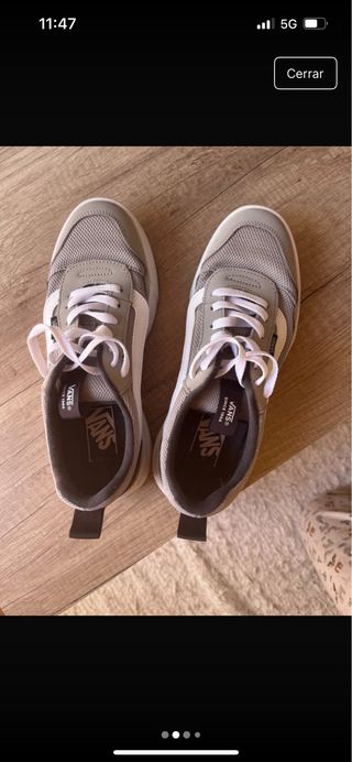 Zapatillas Vans Beige y Blancas