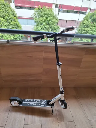 Patinete Urbano Blanco