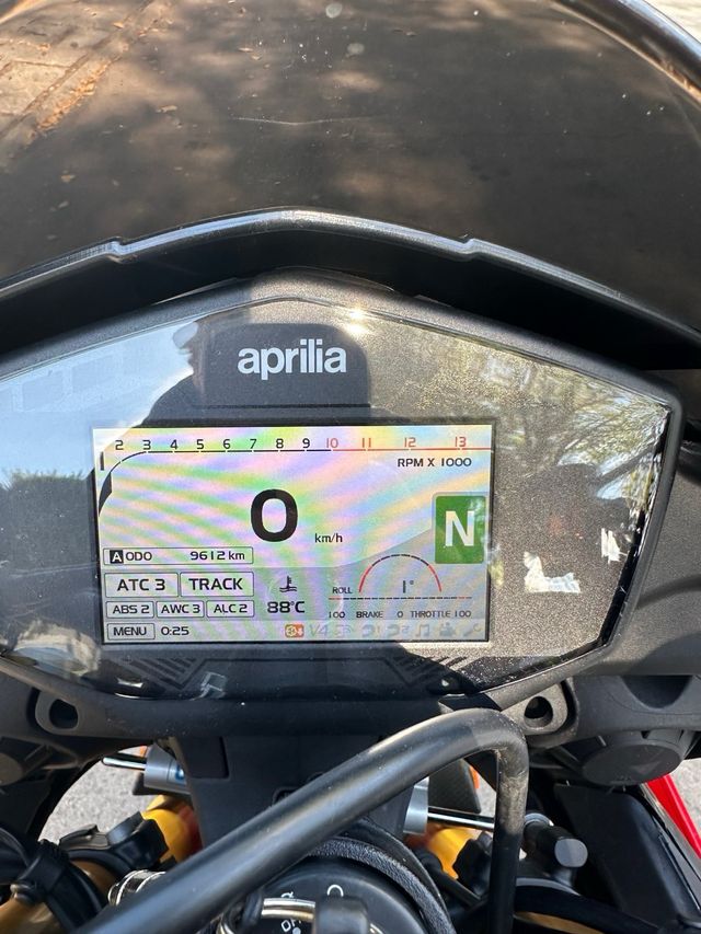Aprilia Tuono V4 Factory 2019