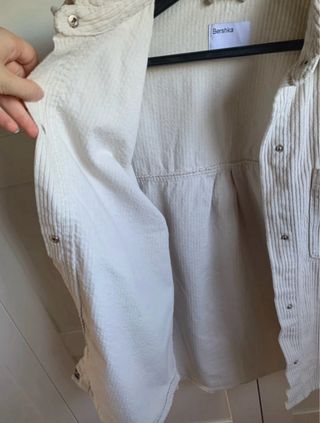 Chaqueta Bershka Beige Pana Oversize