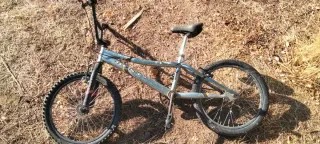 Bicicleta BMX Monty 139