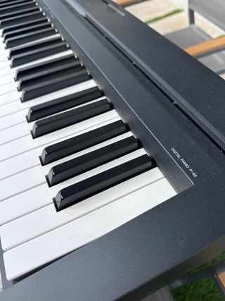 Piano Electrónico Yamaha P-45
