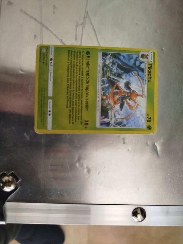 Carta Pokémon Pikachu 14/236 -no es Pikachu.