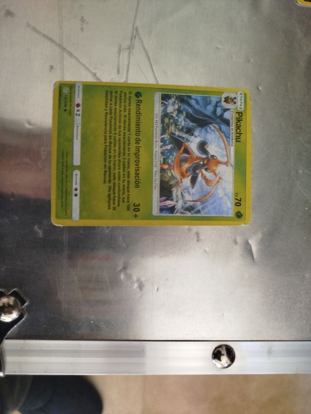 Carta Pokémon Pikachu 14/236 -no es Pikachu.